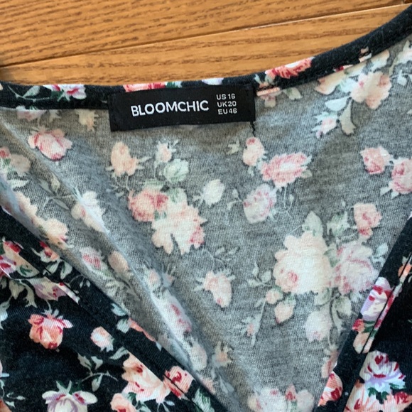 Bloomchic peplum floral blouse size 16 - Picture 2 of 8